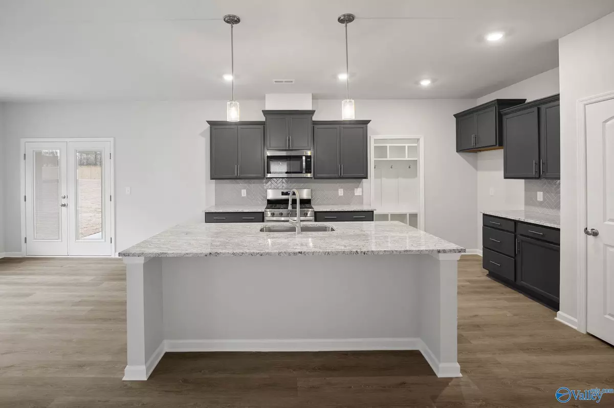 New Market, AL 35761,184 Saddle Street