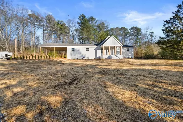 3246 Fowlers Ferry Road, Gadsden, AL 35907