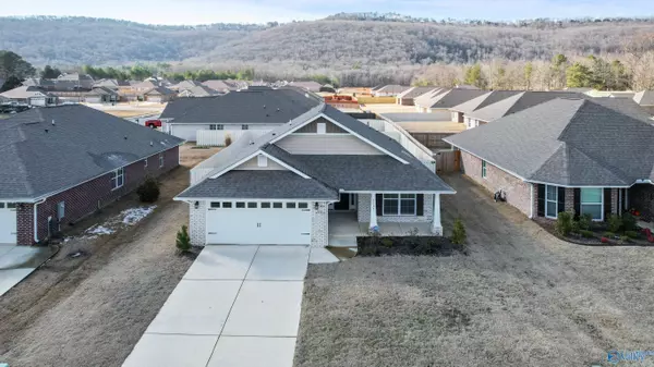 Owens Cross Roads, AL 35763,9104 SE Eagle Trace Drive