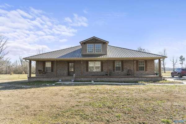 5554 County Road 565, Hanceville, AL 35077