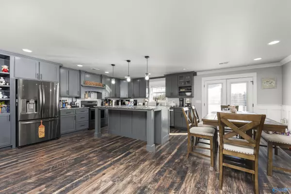 Hanceville, AL 35077,5554 County Road 565