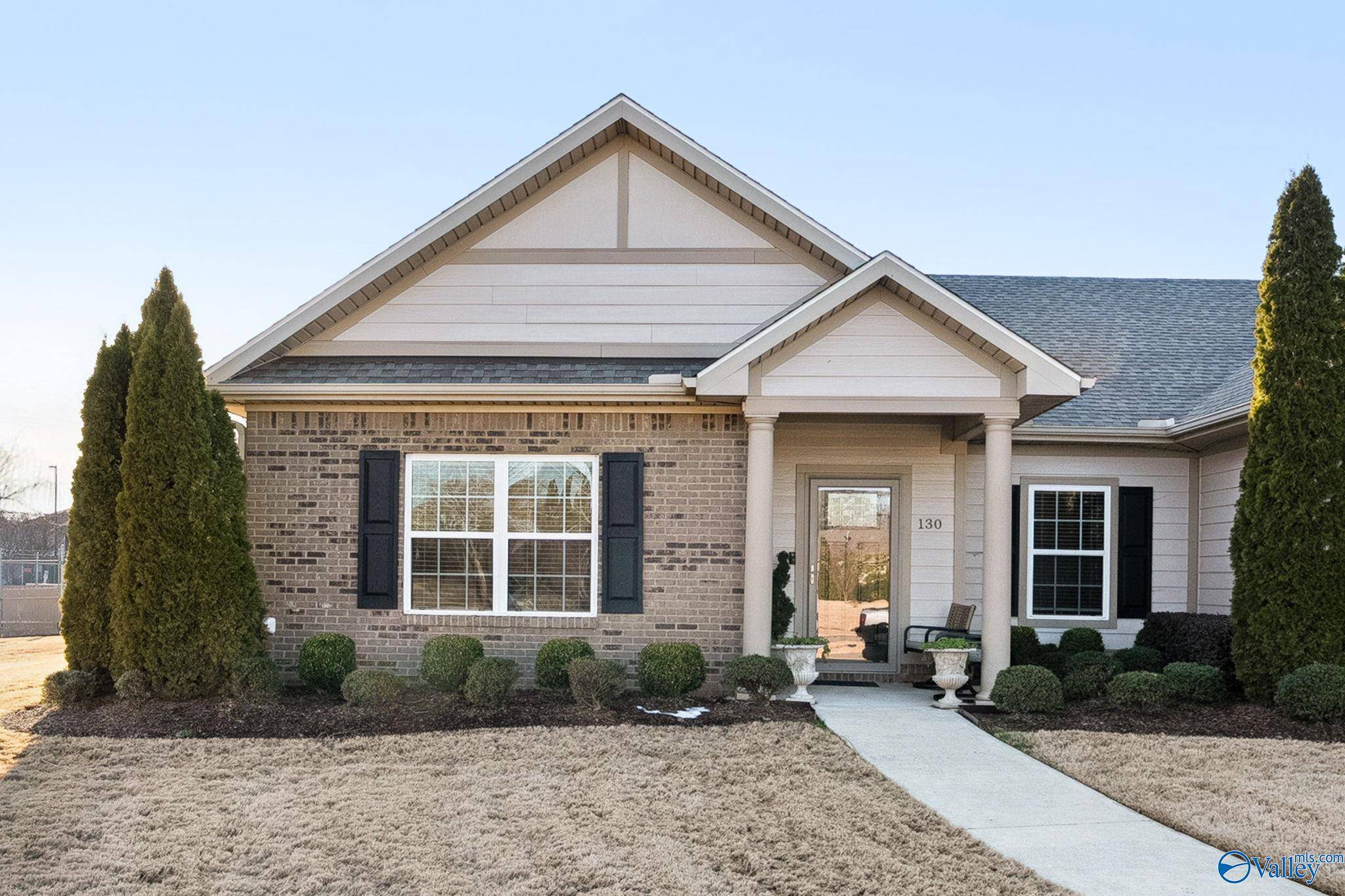 130 Moore Farm Circle NW, Huntsville, AL 35806