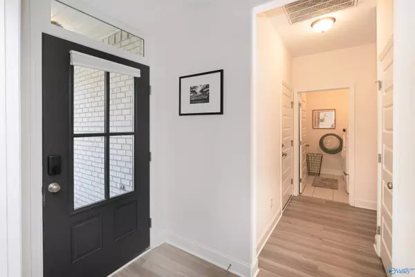 Madison, AL 35757,11011 NW Oakway Circle NW