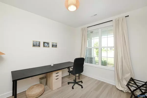 Madison, AL 35757,11011 NW Oakway Circle NW