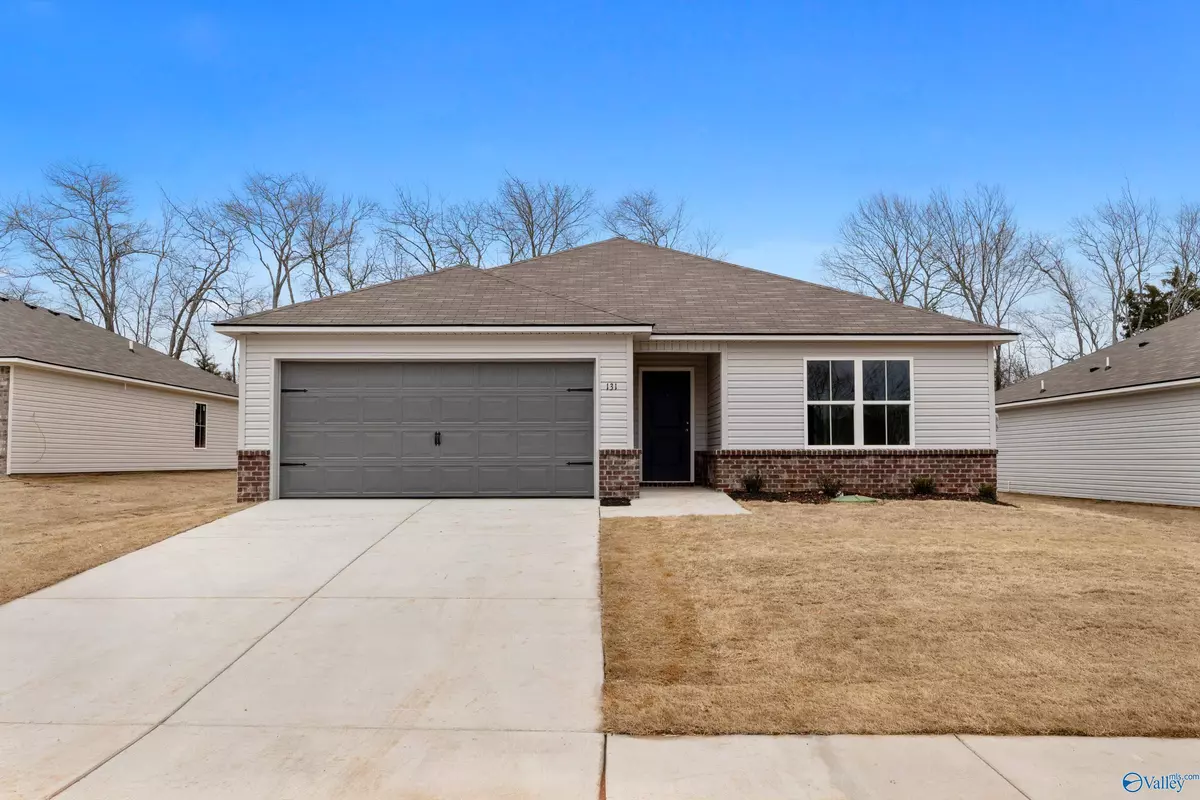 New Market, AL 35761,131 Olde Hearth Road