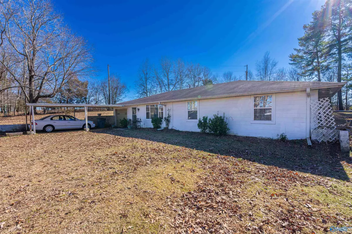Rogersville, AL 35652,7484 County Road 76