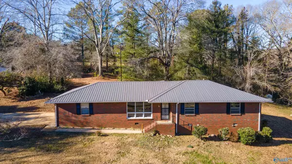 1786 Tabor Road, Gadsden, AL 35904