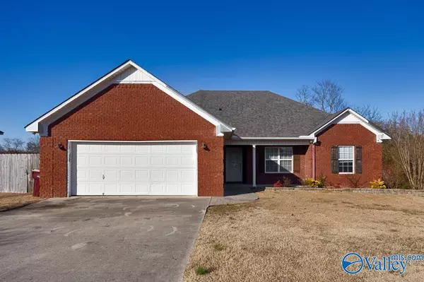 27745 Grant Drive, Elkmont, AL 35620