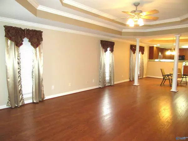 Decatur, AL 35603,446 Covina Drive