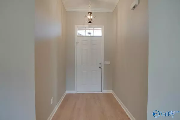 Owens Cross Roads, AL 35763,590 Wade Road