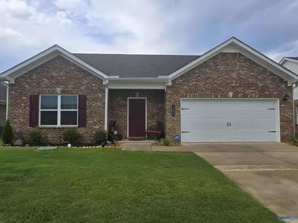 151 Mill Valley Way, New Market, AL 35761
