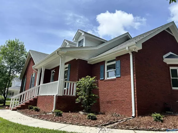 Laceys Spring, AL 35754,45 Given Cove