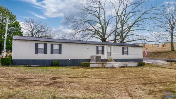 Bridgeport, AL 35740,1004 Dr Lee Avenue