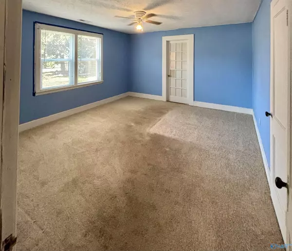 Athens, AL 35611,14931 Highway 72