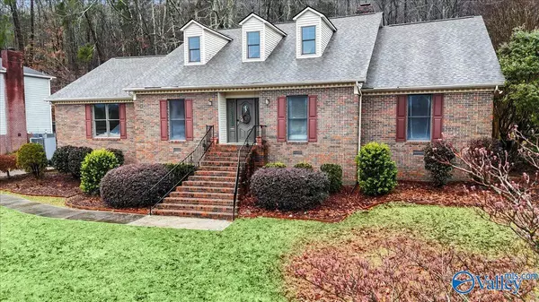 Owens Cross Roads, AL 35763,108 Mache Lane