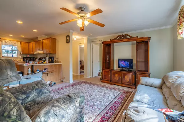 Gaylesville, AL 35973,185 County Road 962