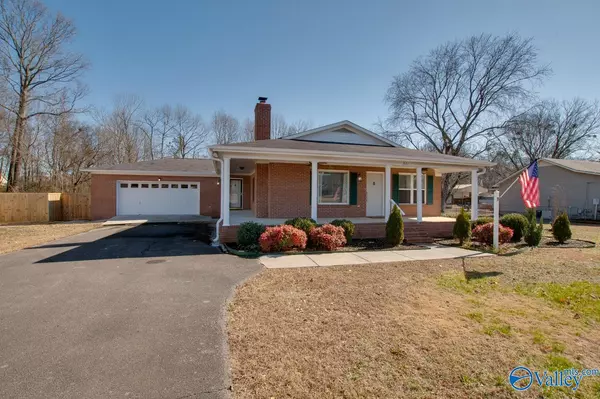 Owens Cross Roads, AL 35763,571 Wade Road