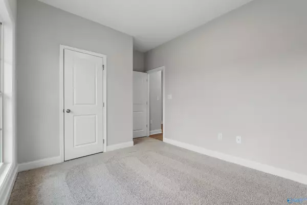 New Market, AL 35761,151 Heritage Lakes Boulevard