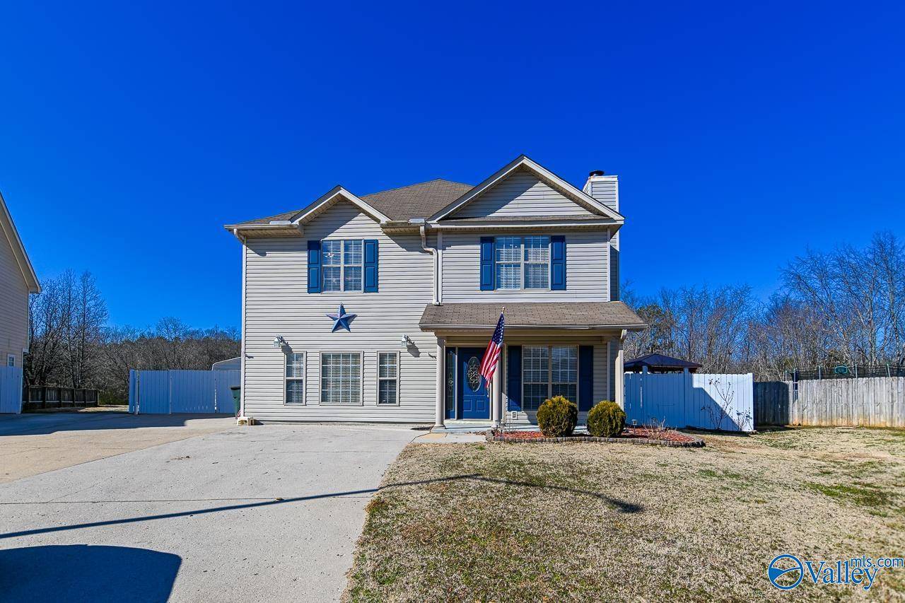 Huntsville, AL 35803,2620 Bonnie Oaks Drive