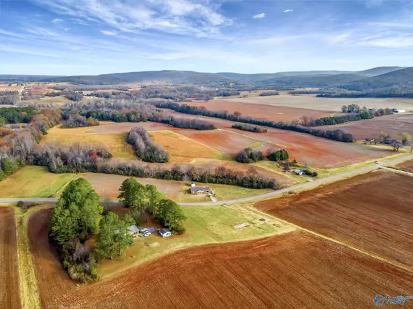 New Market, AL 35761,819 & 0 Hurricane Road