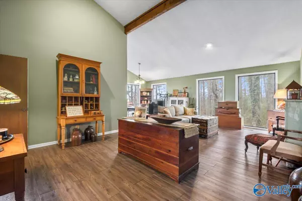 Hanceville, AL 35077,245 County Road 544