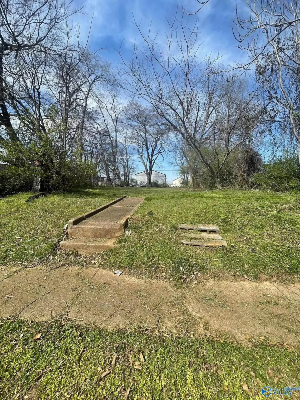 Decatur, AL 35601,1016 Moulton Street E