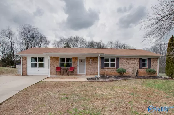 237 Woodland Street, New Market, AL 35761