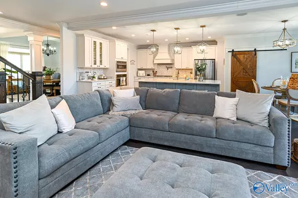 113 Larry Worley Drive Huntsville, AL 35806