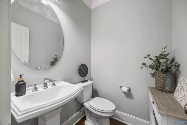 Owens Cross Roads, AL 35763,7549 Parktrace Lane