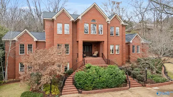 2516 Garth Road SE, Huntsville, AL 35801