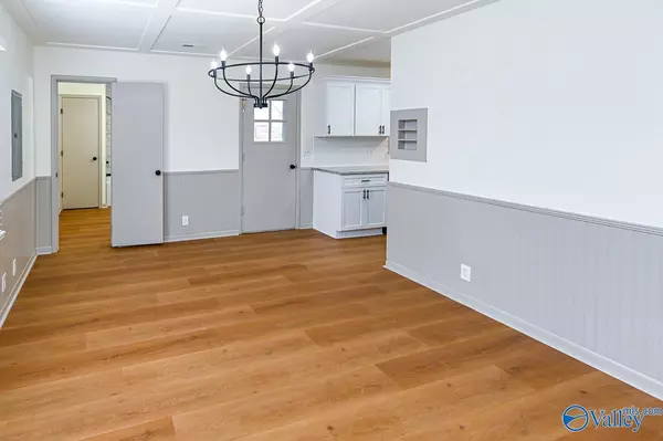 1613 Armstrong Street NW Huntsville, AL 35816