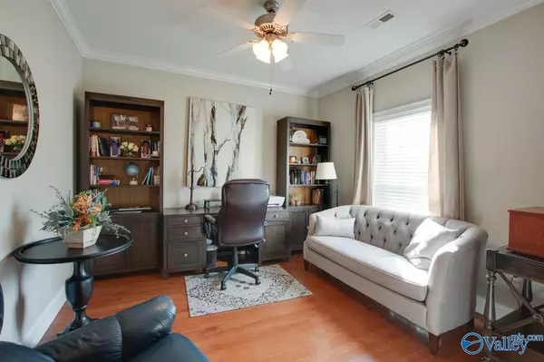 Owens Cross Roads, AL 35763,5015 Patriot Park Circle