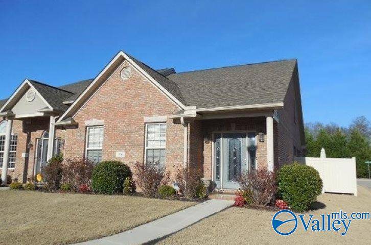 78 Jackson Way,  Priceville,  AL 35603