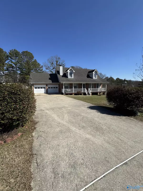 2693 Pilgrim Way, Southside, AL 35907