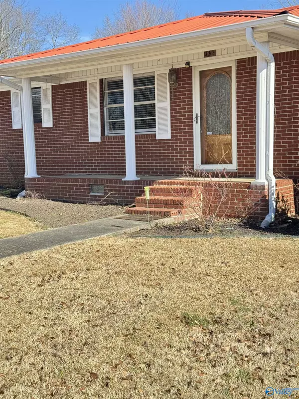 Fyffe, AL 35971,121 Sherwood Boulevard