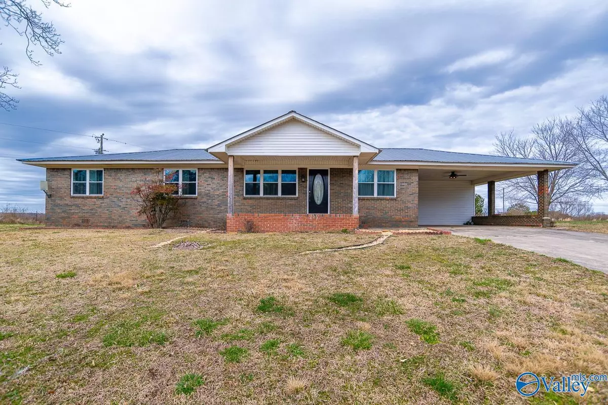 Cullman, AL 35057,960 County Road 1030