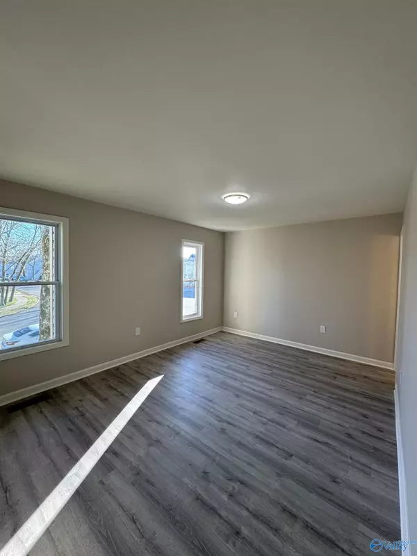 Huntsville, AL 35802,9006 Mahogany Row