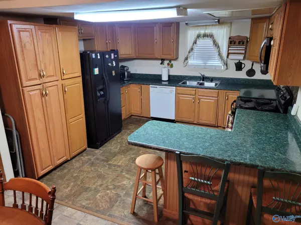 Bridgeport, AL 35740,903 Busbey Avenue