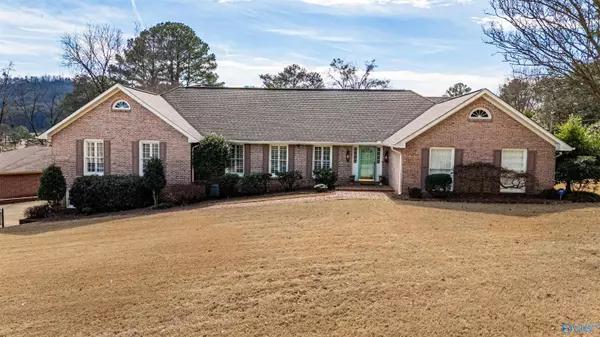 329 Alpine View, Gadsden, AL 35901