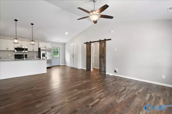 Hanceville, AL 35077,2901 County Road 587