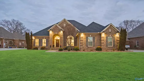 14852 Wildwood Drive, Athens, AL 35613