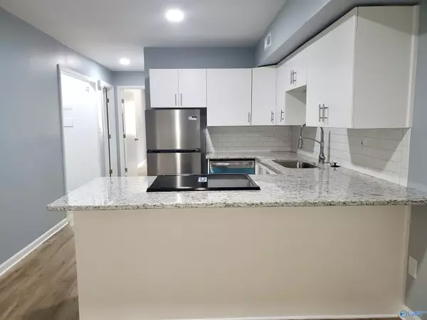 Huntsville, AL 35802,9011 Mahogany Row