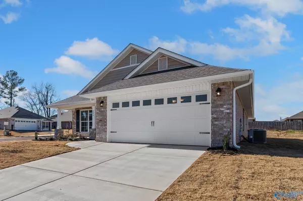 Athens, AL 35611,15354 Springbrook Trace