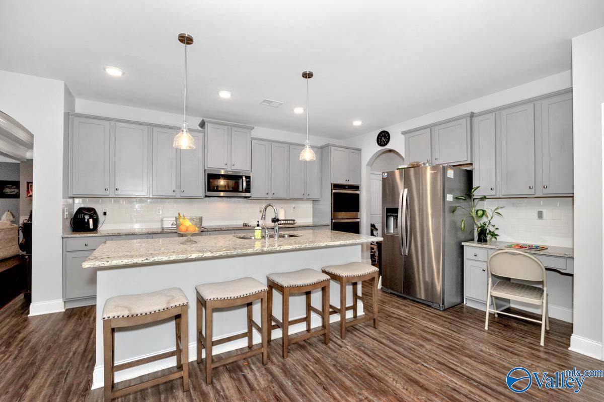 120 Chesire Cove Lane, New Market, AL 35761