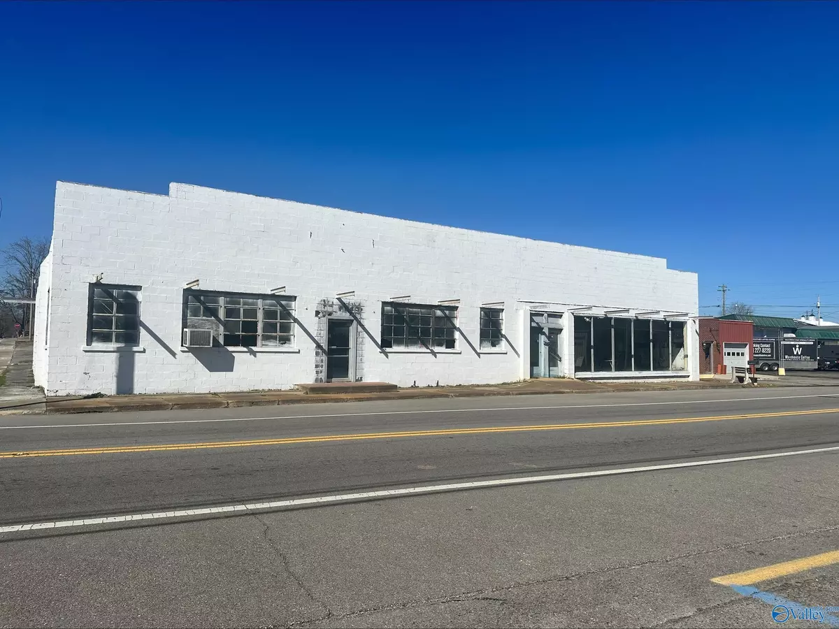 Hartselle, AL 35640,411 Main Street West