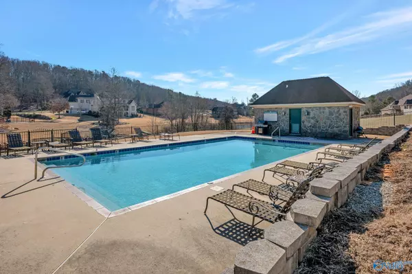 Decatur, AL 35603,1669 Lake Cove Drive SW