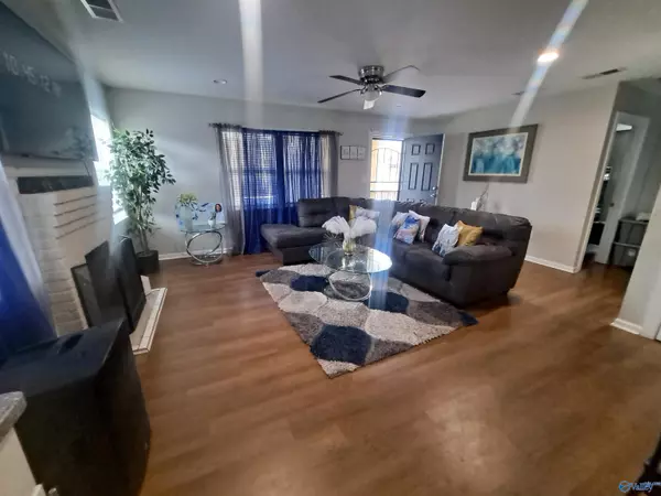 Gadsden, AL 35903,317 15th Street N