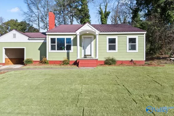 Attalla, AL 35954,208 Highland Avenue