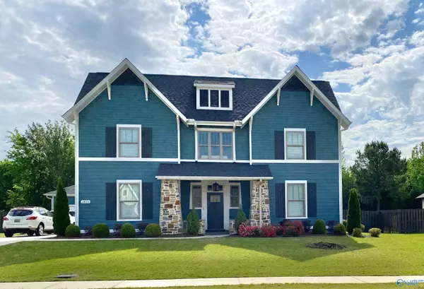 2830 Natures Cove Drive, Owens Cross Roads, AL 35763