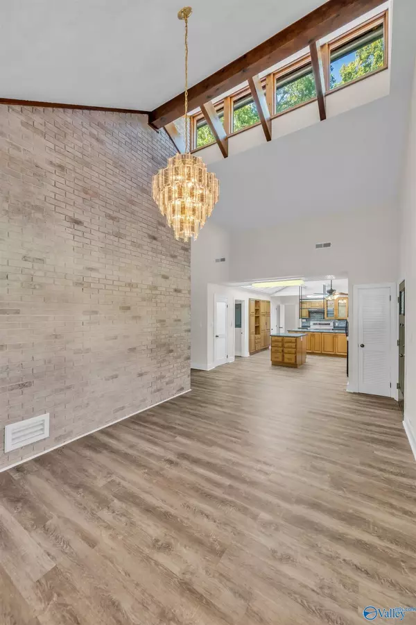 Flintville, TN 37335,168 Oliver Smith Road